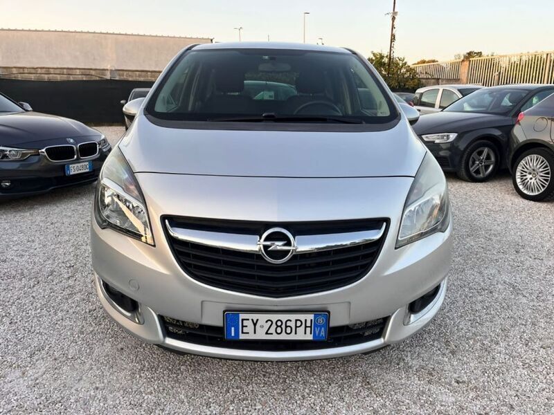 Usato 2015 Opel Meriva 1.4 Benzin 120 CV (6.900 €)