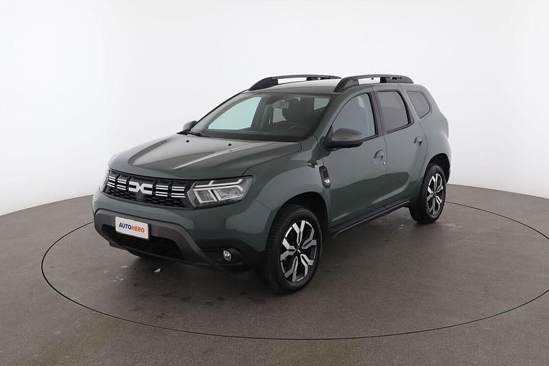 Verde Usata 2023 Dacia Duster Journey | 16.699 € (Buon prezzo) - Immagine 1/4