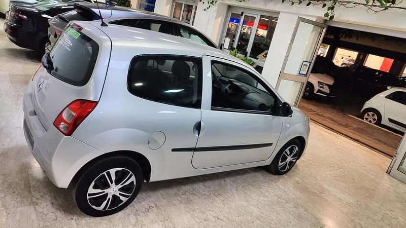 Usata Renault Twingo 58 CV (42 kW) 2009 Argento Utilitaria