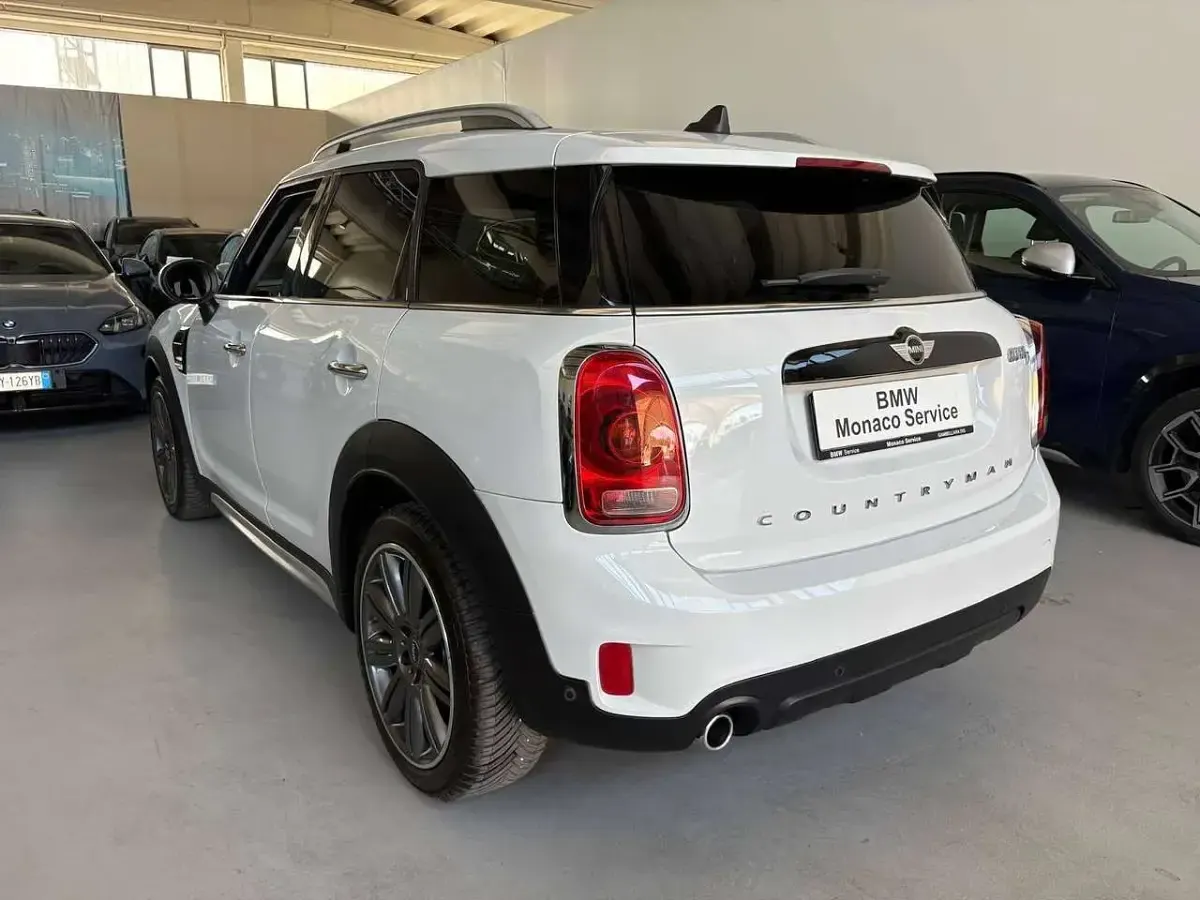Usata Mini Cooper D Countryman Business 150 CV (110 kW) 2018 Light bianco SUV