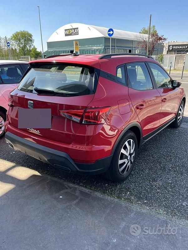 Usata Seat Arona 95 CV (69 kW) 2022 Rosso SUV