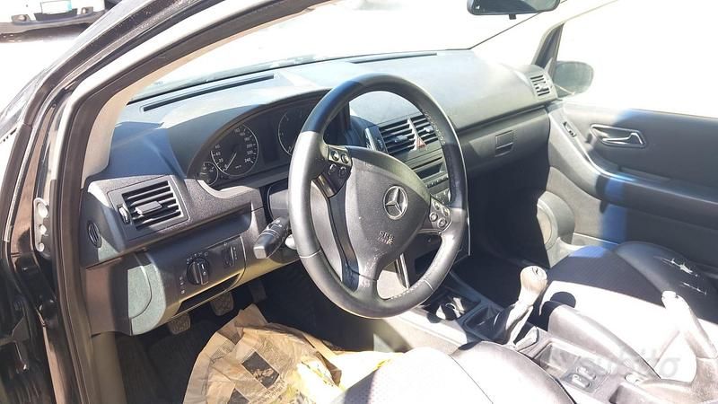 Usata Mercedes A160 Avantgarde 82 CV (60 kW) 2007 Nero Berlina