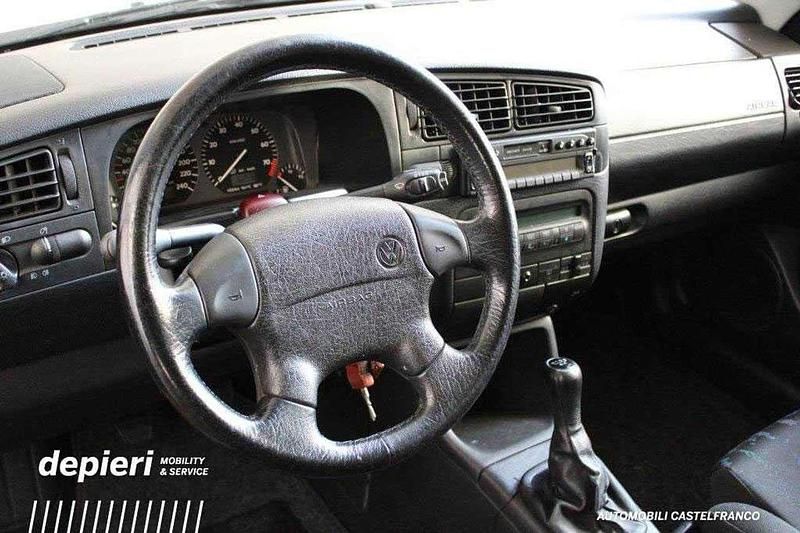 Usata VW Golf III Edition 150 CV (110 kW) 1995 Argento Berlina
