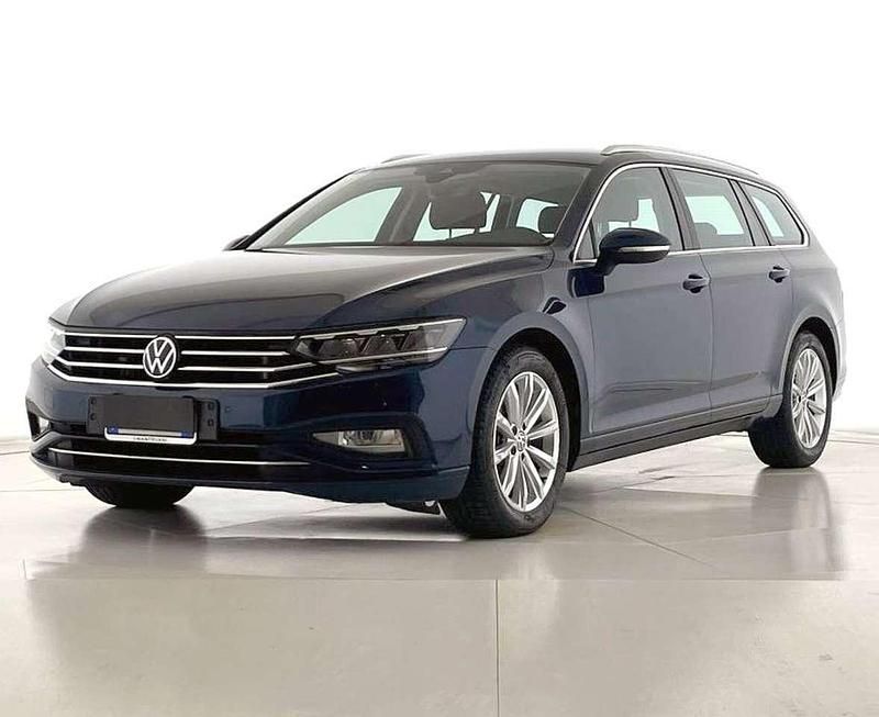Blu Usata 2021 VW Passat Business Station wagon | 20.200 € (Buon prezzo) - Immagine 1/4