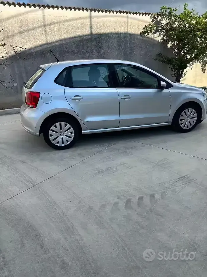 Usata VW Polo 75 CV (55 kW) 2013 Grigio Utilitaria
