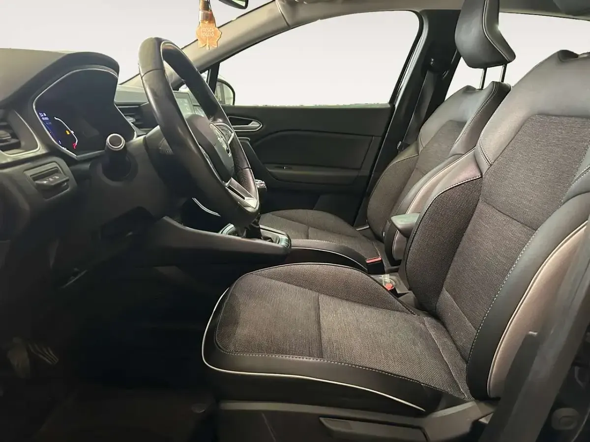 Usata Renault Captur Intens 116 CV (85 kW) 2020 Nero SUV