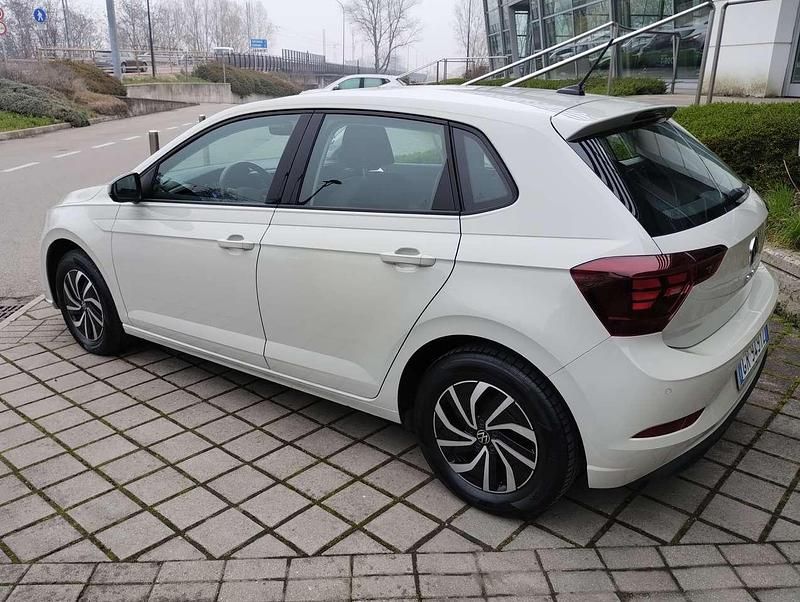 Usata VW Polo Life 80 CV (58 kW) 2023 Ascon grey Utilitaria