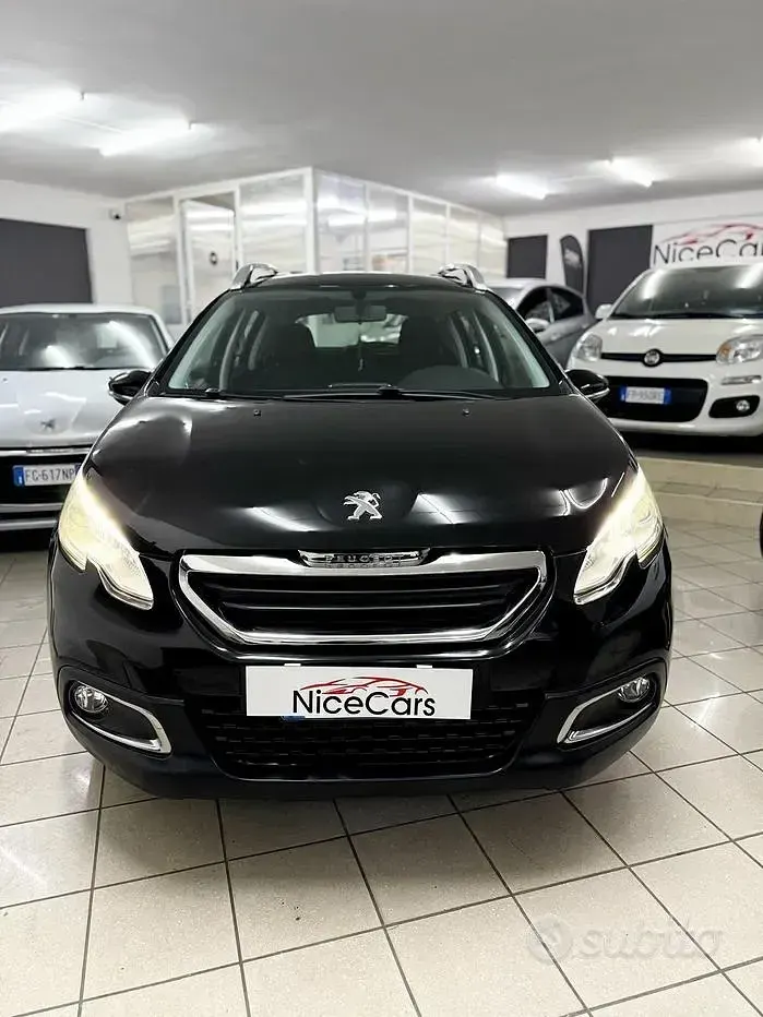 Usata Peugeot 2008 Active 75 CV (55 kW) 2015 Nero SUV