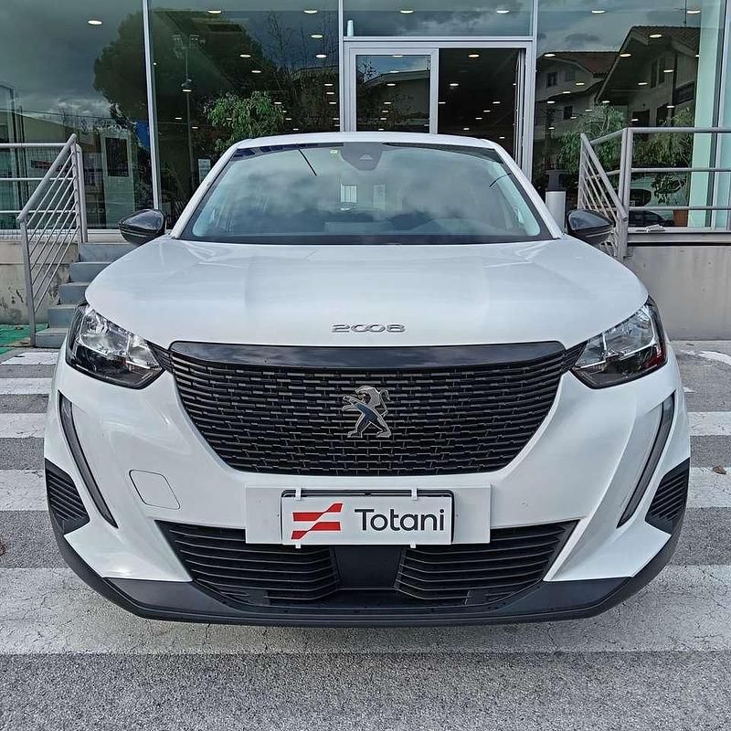 Usata Peugeot 2008 Allure 110 CV (80 kW) 2022 Bianco SUV