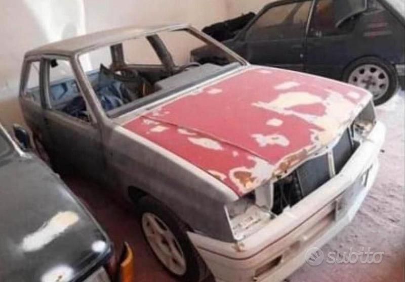 Usata Opel Corsa 69 CV (50 kW) 1988 Bianco Berlina