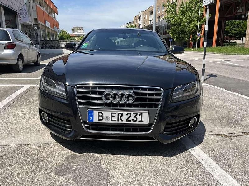 Nero Usata 2010 Audi A5 S-Line Coupé | 6500 € (Super prezzo) - Immagine 1/4