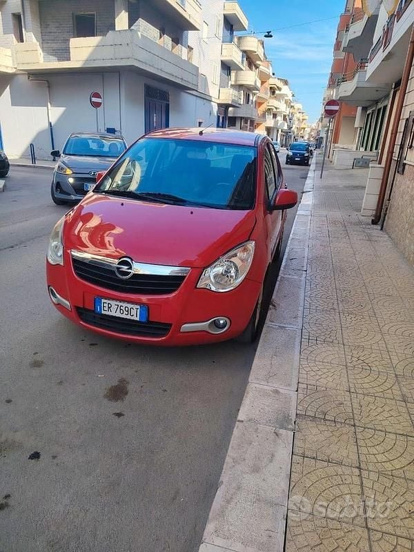 Usata Opel Agila 94 CV (69 kW) 2014 Monovolume