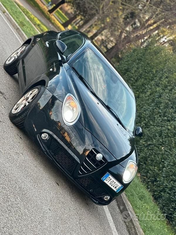 Usata Alfa Romeo MiTo 135 CV (99 kW) 2009 Nero Utilitaria