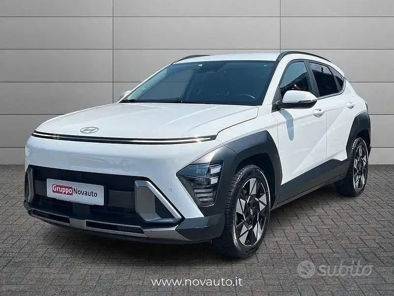 Usata Hyundai Kona 129 CV (94 kW) 2024 Bianco SUV