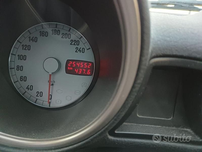 Usata Alfa Romeo 156 150 CV (110 kW) 2006