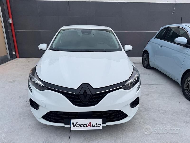 Usata Renault Clio V 100 CV (73 kW) 2021 Bianco Berlina