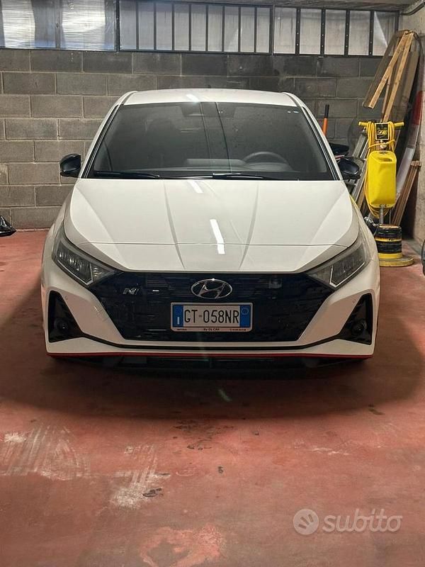 Usata Hyundai i20 204 CV (150 kW) 2024 Bianco Berlina
