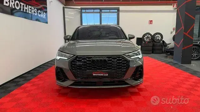 Usata Audi Q3 S-Line 200 CV (147 kW) 2022 Grigio scuro SUV