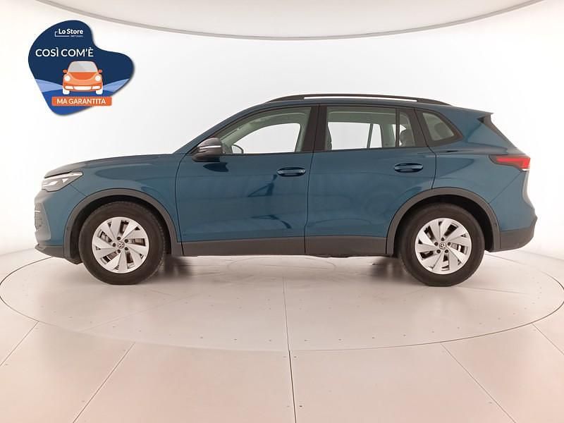 Usata VW Tiguan R-line Plus 150 CV (110 kW) 2025 Nightshade blue metallizzato SUV