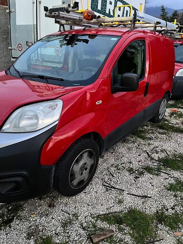 Usata Fiat Fiorino 95 CV (69 kW) 2016 Rosso Monovolume