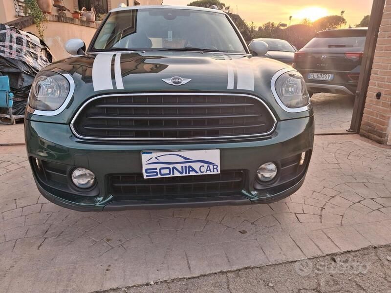 Verde Usata 2018 Mini Cooper D Countryman SUV | 16.000 € (Buon prezzo) - Immagine 1/4