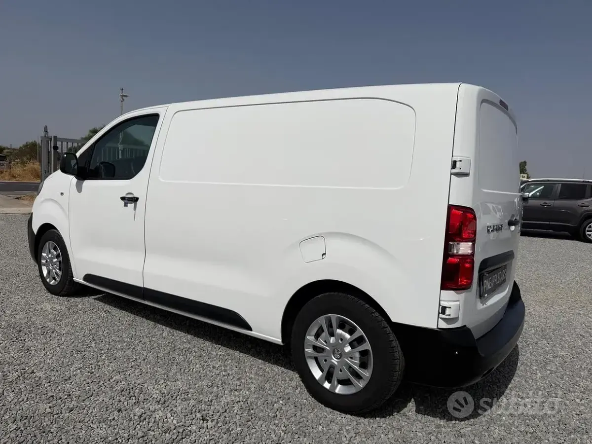 Usata Peugeot Expert 144 CV (105 kW) 2021 Bianco Furgone