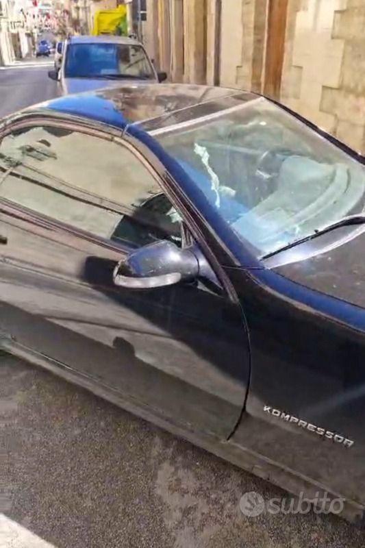 Usata Mercedes SLK230 2001 Nero Cabrio