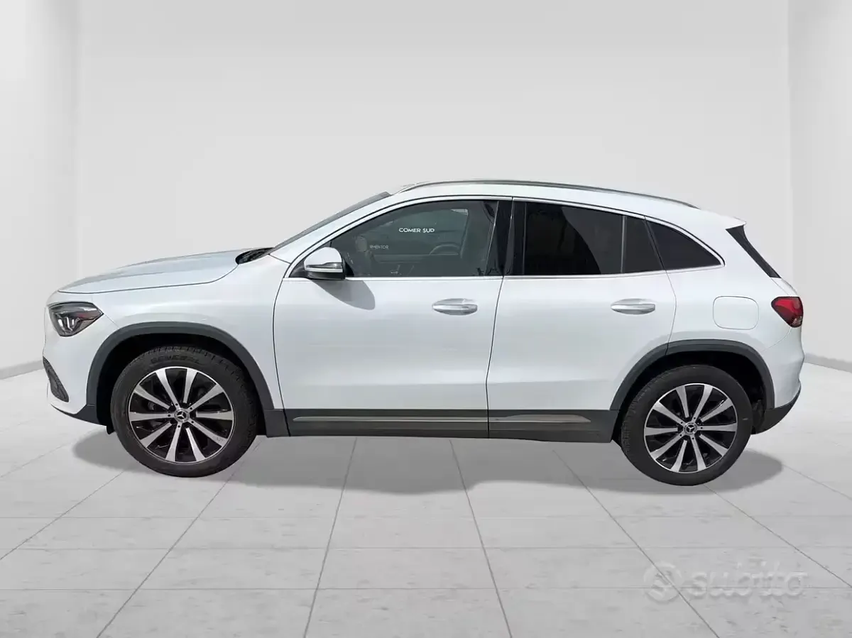 Usata Mercedes GLA250 224 CV (164 kW) 2021 Bianco SUV