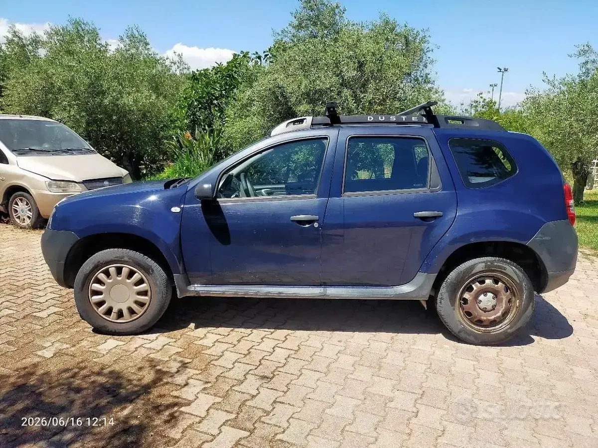 Usata Dacia Duster 90 CV (66 kW) 2016 Bluazzurro SUV