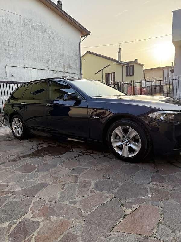 Usata BMW 530 Comfort Edition 245 CV (180 kW) 2010 Station wagon