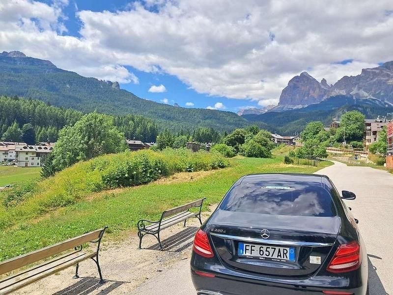 Usata Mercedes E220 Premium Plus 194 CV (142 kW) 2016 Nero Berlina