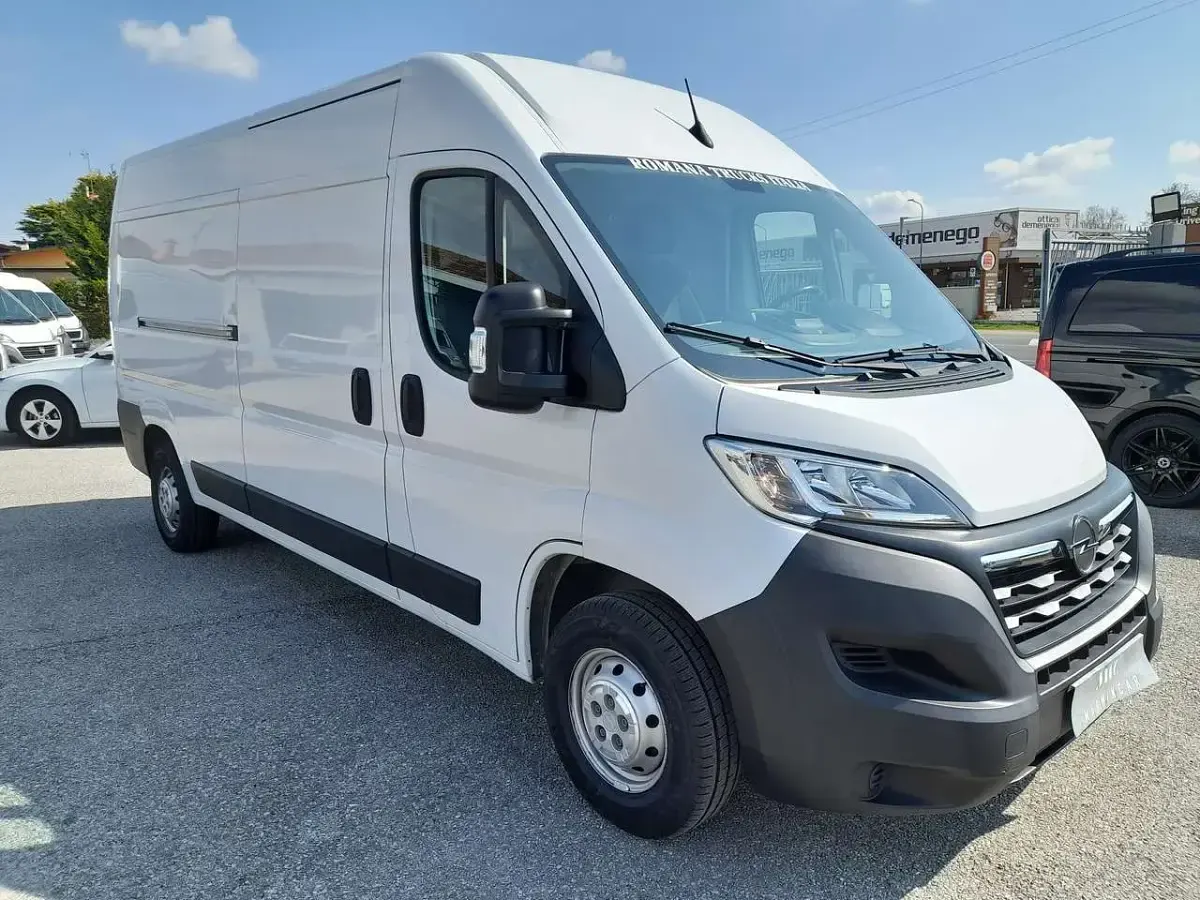 Occasion Opel Movano S 140 ch (102 kW) 2023 Blanc Van