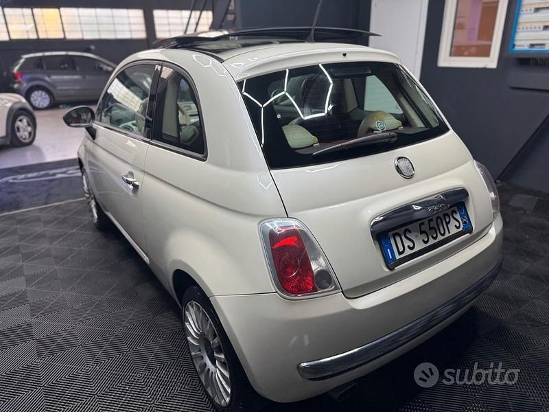 Usata Fiat 500 70 CV (51 kW) 2009 Bianco Utilitaria