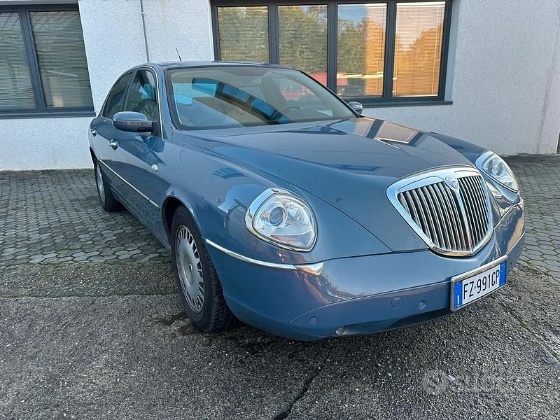 Usata Lancia Thesis 215 CV (158 kW) 2001 Blu/azzurro Berlina
