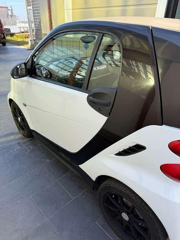 Usata Smart ForTwo Coupé 71 CV (52 kW) 2012 Bianco Coupé