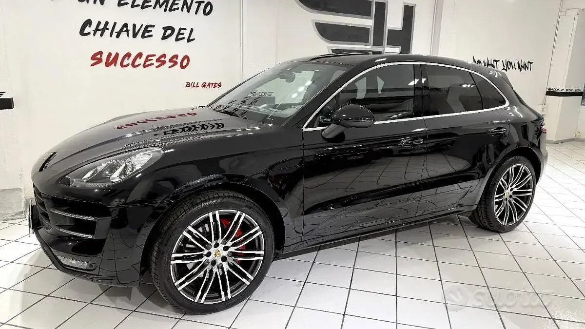 Usata Porsche Macan Turbo 400 CV (294 kW) 2016 Nero(met.) SUV