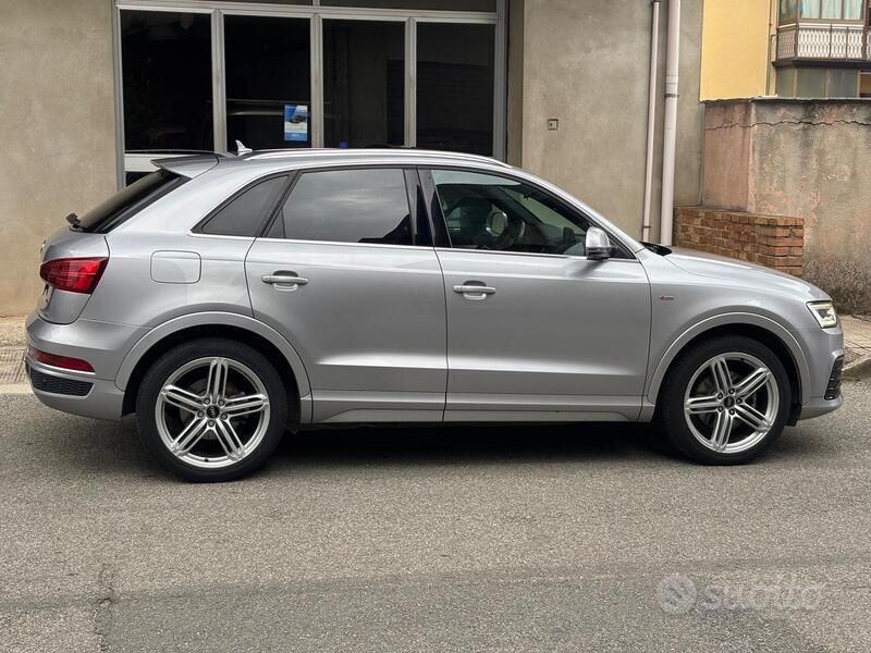 Usata Audi Q3 Sport 184 CV (135 kW) 2016 Argento SUV