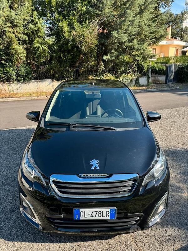 Nero Usata 2021 Peugeot 108 Allure Due volumi | 10.500 € (Buon prezzo) - Immagine 1/4