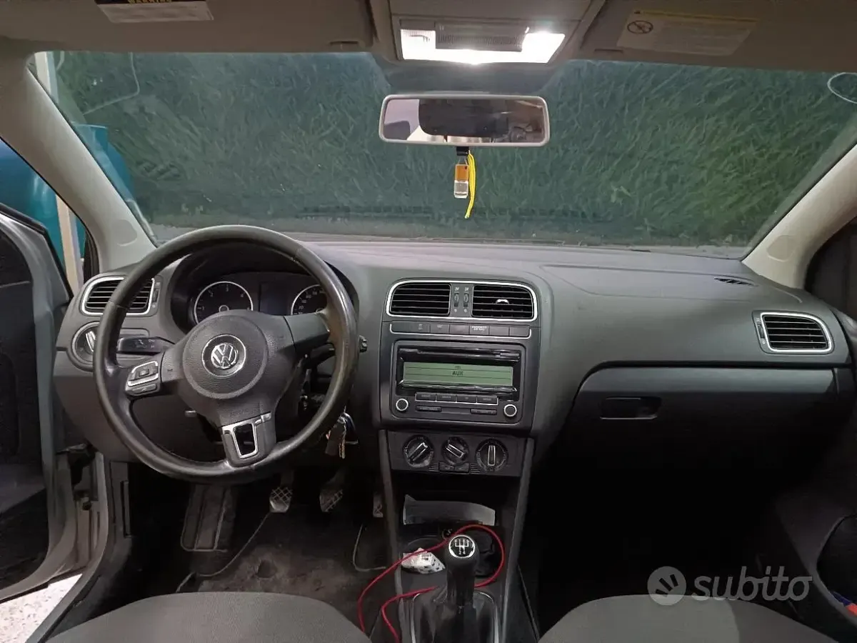 Usata VW Polo 90 CV (66 kW) 2009 Grigio Utilitaria