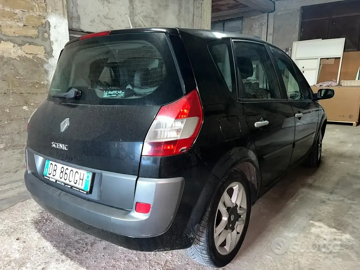 Usata Renault Scenic E-Tech 130 CV (95 kW) 2006 Nero Monovolume