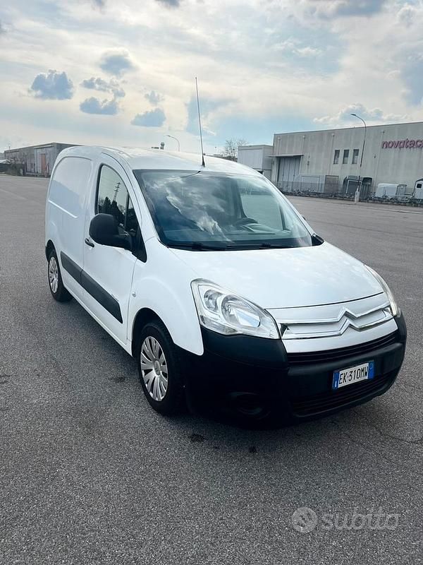 Usata Citroën Berlingo 75 CV (55 kW) 2011 Bianco Monovolume