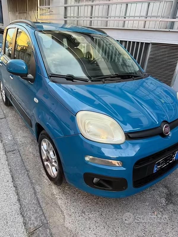 Usata Fiat Panda Lounge 80 CV (58 kW) 2012 Utilitaria