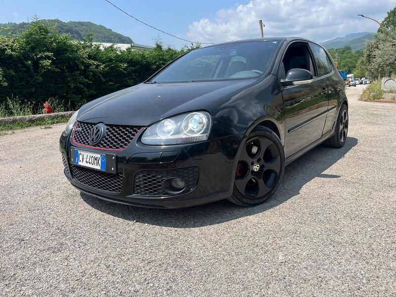 Nero Usata 2005 VW Golf IV Sportline Tre volumi | 6000 € - Immagine 1/4