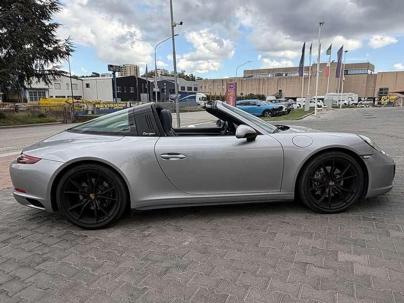 Usata Porsche 911 370 CV (272 kW) 2017 Cabrio