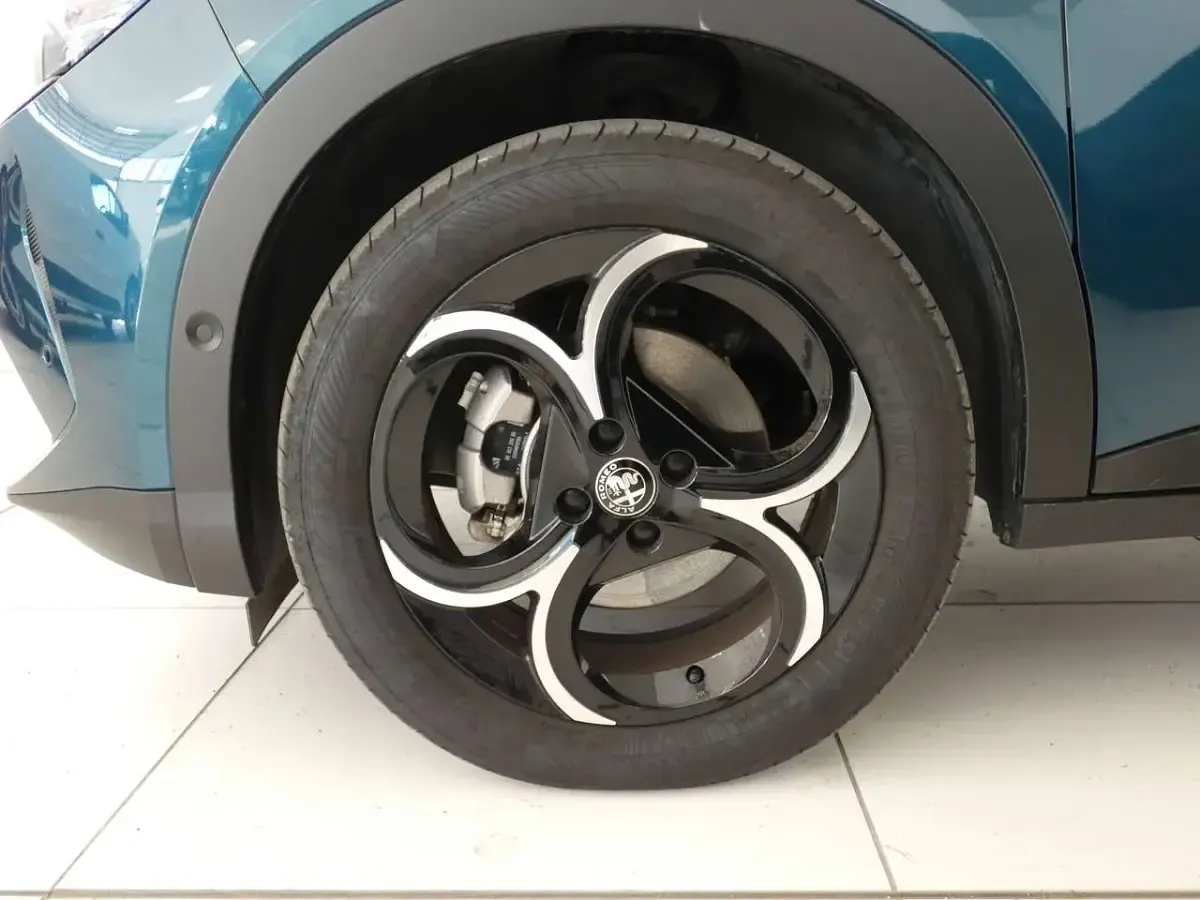 Usata Alfa Romeo GT Junior Edizione Speciale 136 CV (100 kW) 2024 Blu/azzurro SUV