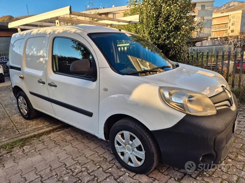 Usata Renault Kangoo 90 CV (66 kW) 2016 Bianco Monovolume