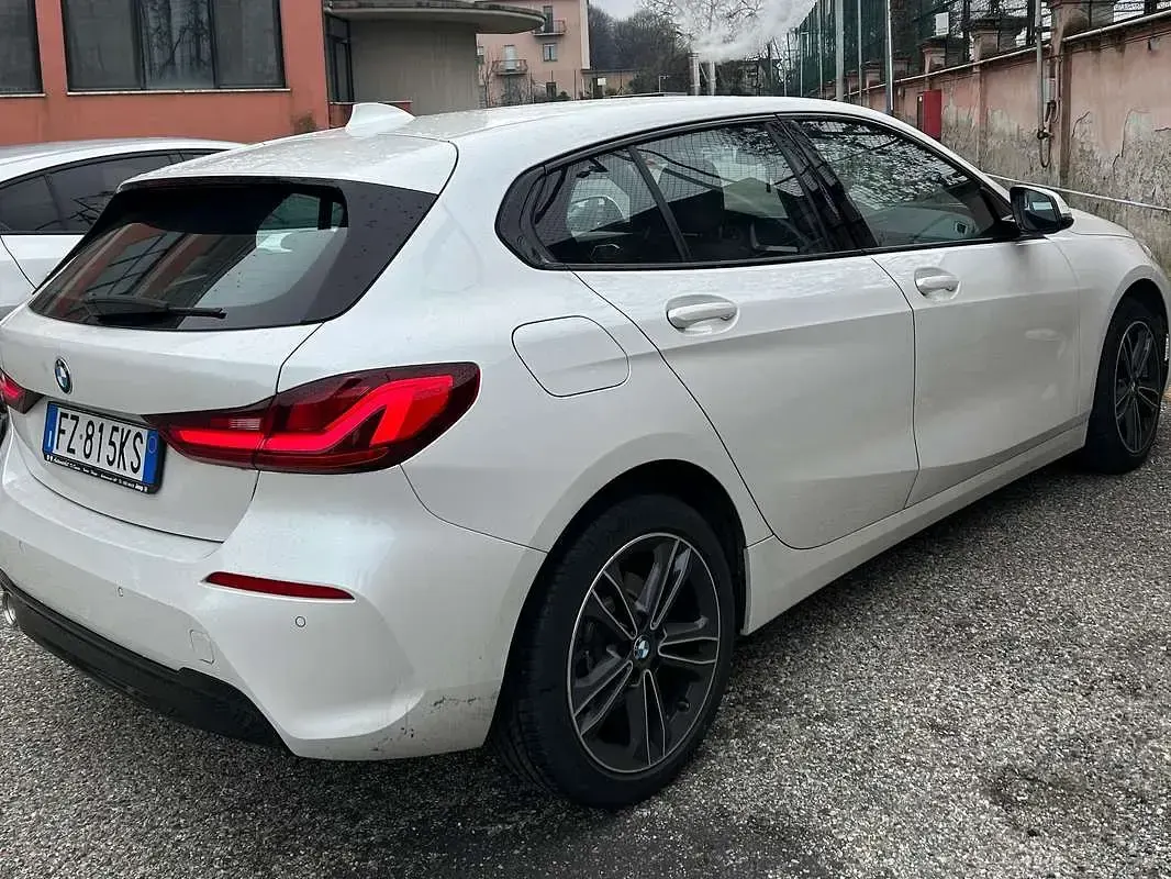 Usata BMW 116 116 CV (85 kW) 2019 Bianco Utilitaria