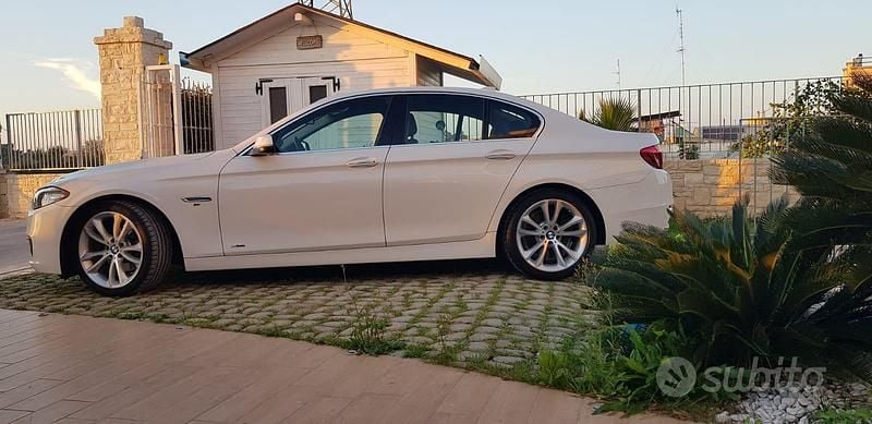 Usata BMW 520 190 CV (139 kW) 2015 Bianco Berlina