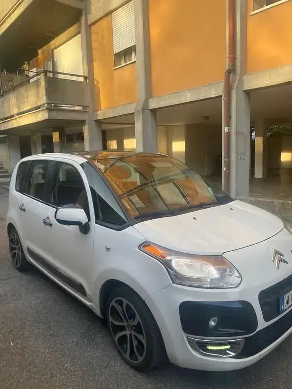 Usata Citroën C3 Picasso Exclusive 92 CV (67 kW) 2009 Bianco Monovolume