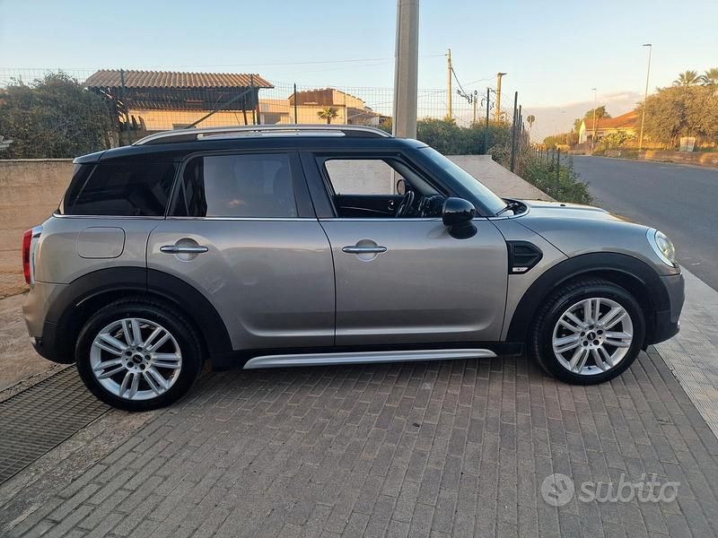 Usata Mini Cooper D Countryman Business 150 CV (110 kW) 2018 Grigio SUV